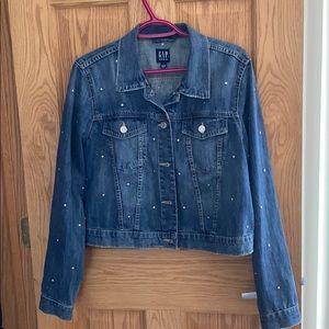 Fitted Cropped Denim Jacket Metal Embellishments